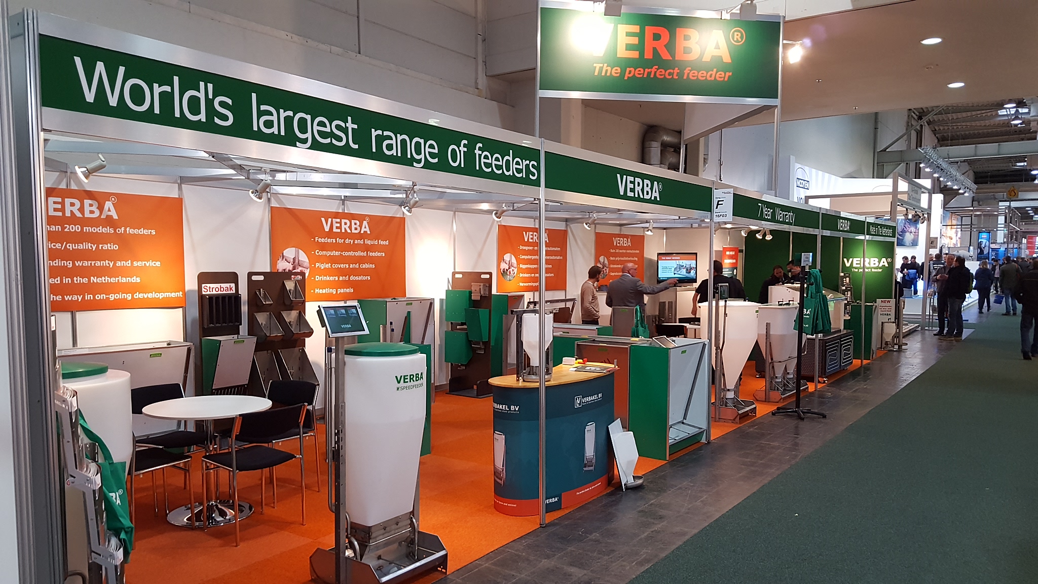 Mangiatoie allo stand Eurotier